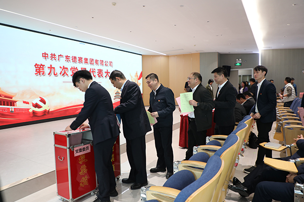 PG麻将胡了免费版下载-pg麻将胡了正版最新版大全-绿色资源网